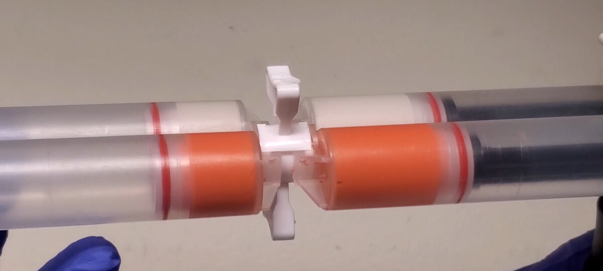 Dental Impression Cartridge Connectors-Transfer leftover material for VPS