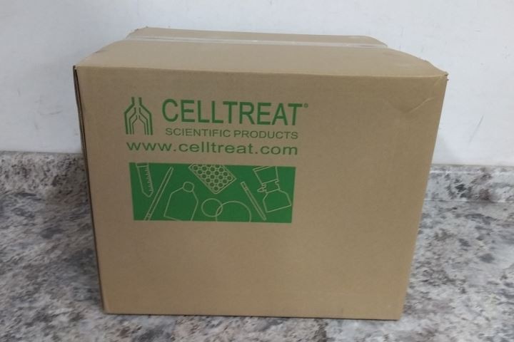 Celltreat 229341 100 Pk Sterile Treated Culture Flasks with Vented Cap