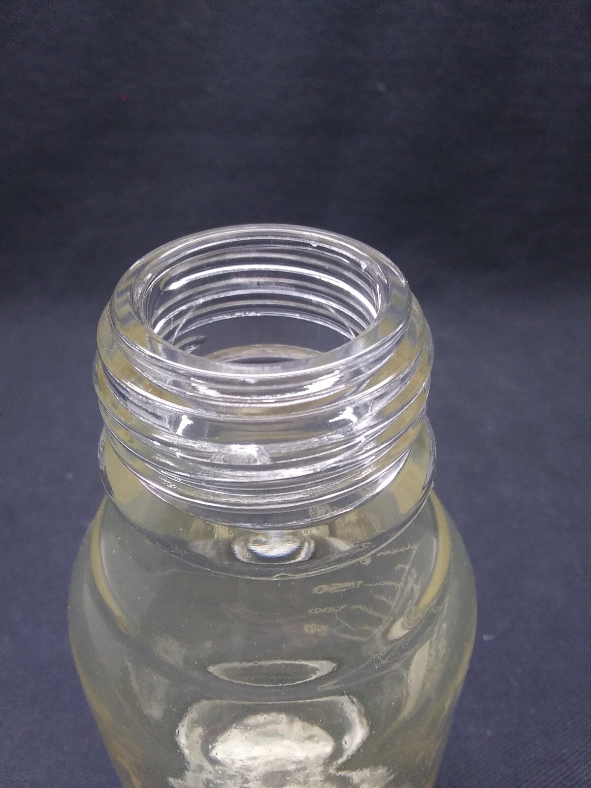 KIMAX 250mL Plastic Coated Glass Graduated Media Bottle GL45 Cap 14397 Chips