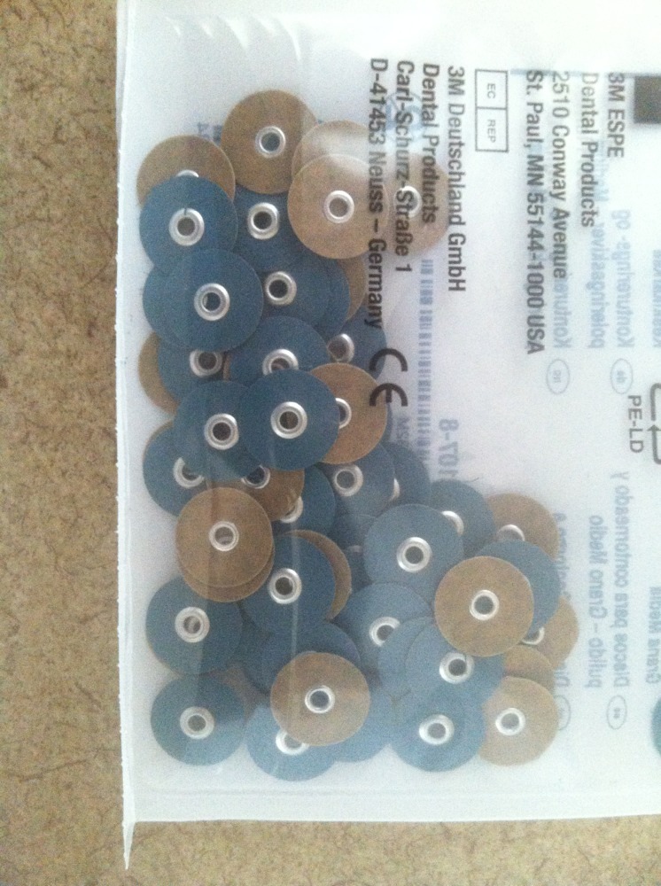 3M Sof-Lex soflex Discs Pack of 85 Black Series 1982M Medium 1/2″ 12.7mm Dental