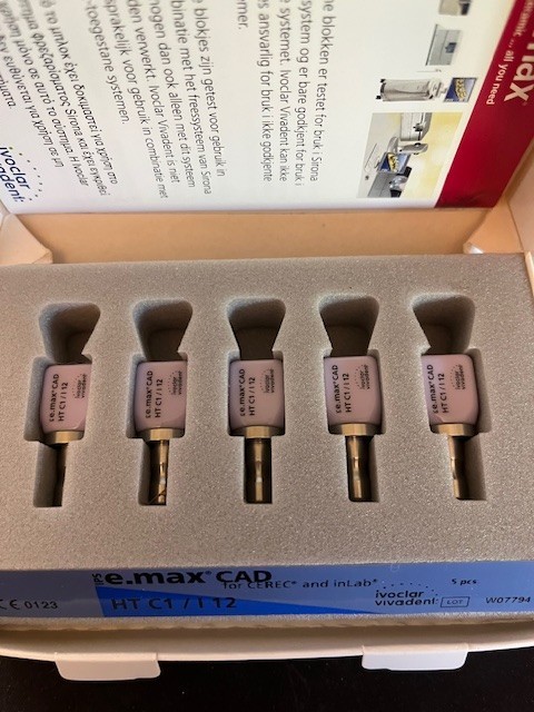 IPS E.MAX CAD HT C1 /I 12 CEREC BLOCK -5 BLOCKS