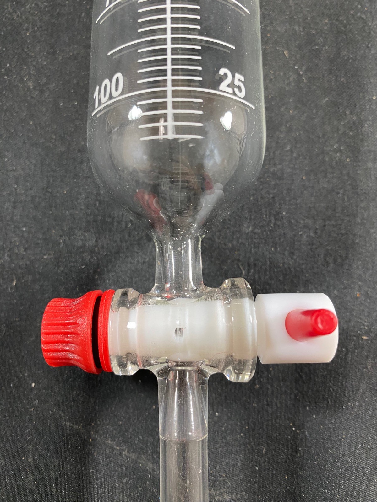 VWR Glass 125mL Class A TC PTFE Stopcock Graduated Addition Dropping Funnel