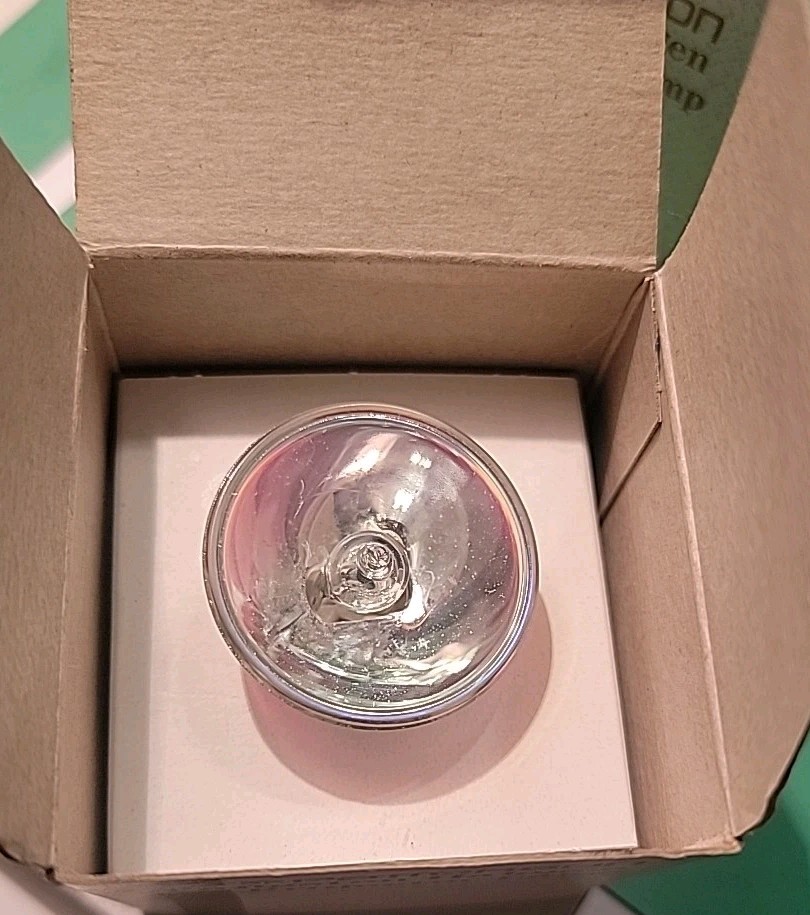 2 PATTERSON TUNGSTEN HALOGEN PROJECTOR LAMP 640-3015P 250W/120V/J958 ETJ NIB