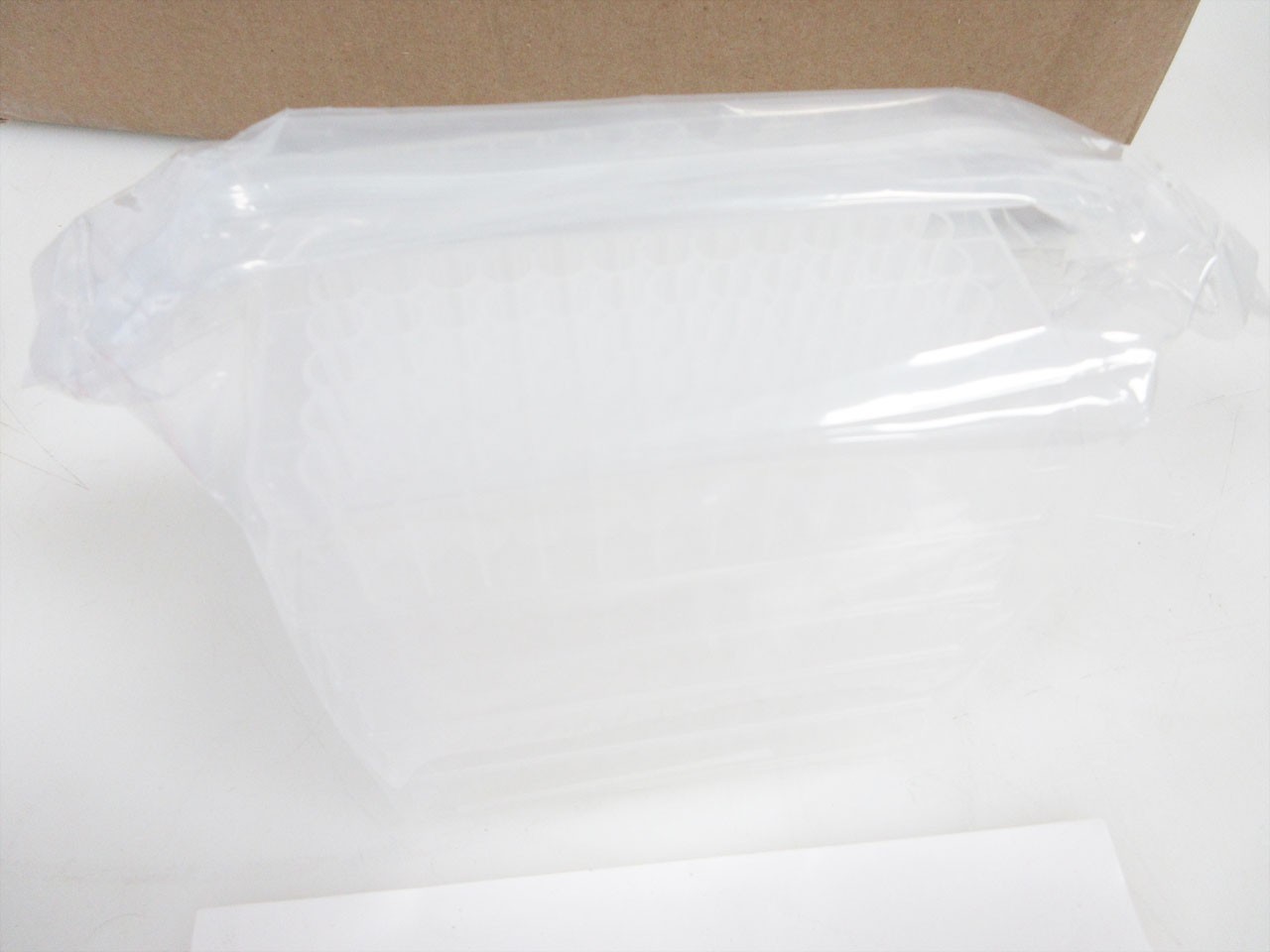 30 VWR 96 WELL DEEP WELL PLATE 1.1 mL AVANTOR ROUND BOTTOM STERILE 76924-046