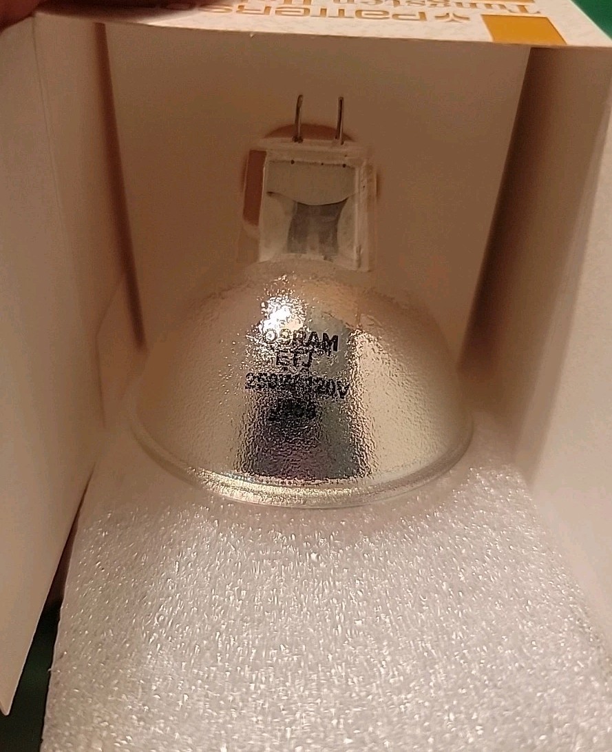 2 PATTERSON TUNGSTEN HALOGEN PROJECTOR LAMP 640-3015P 250W/120V/J958 ETJ NIB