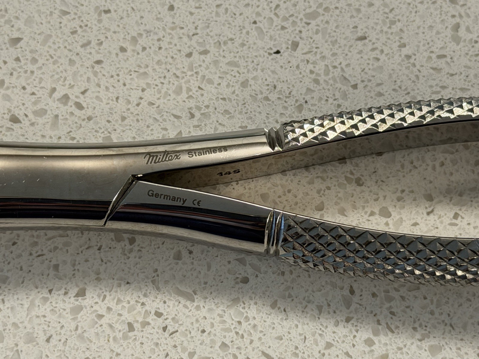 Miltex Dental 151 Stainless Steel EXTR Forceps Universal Germany Oral Surgery