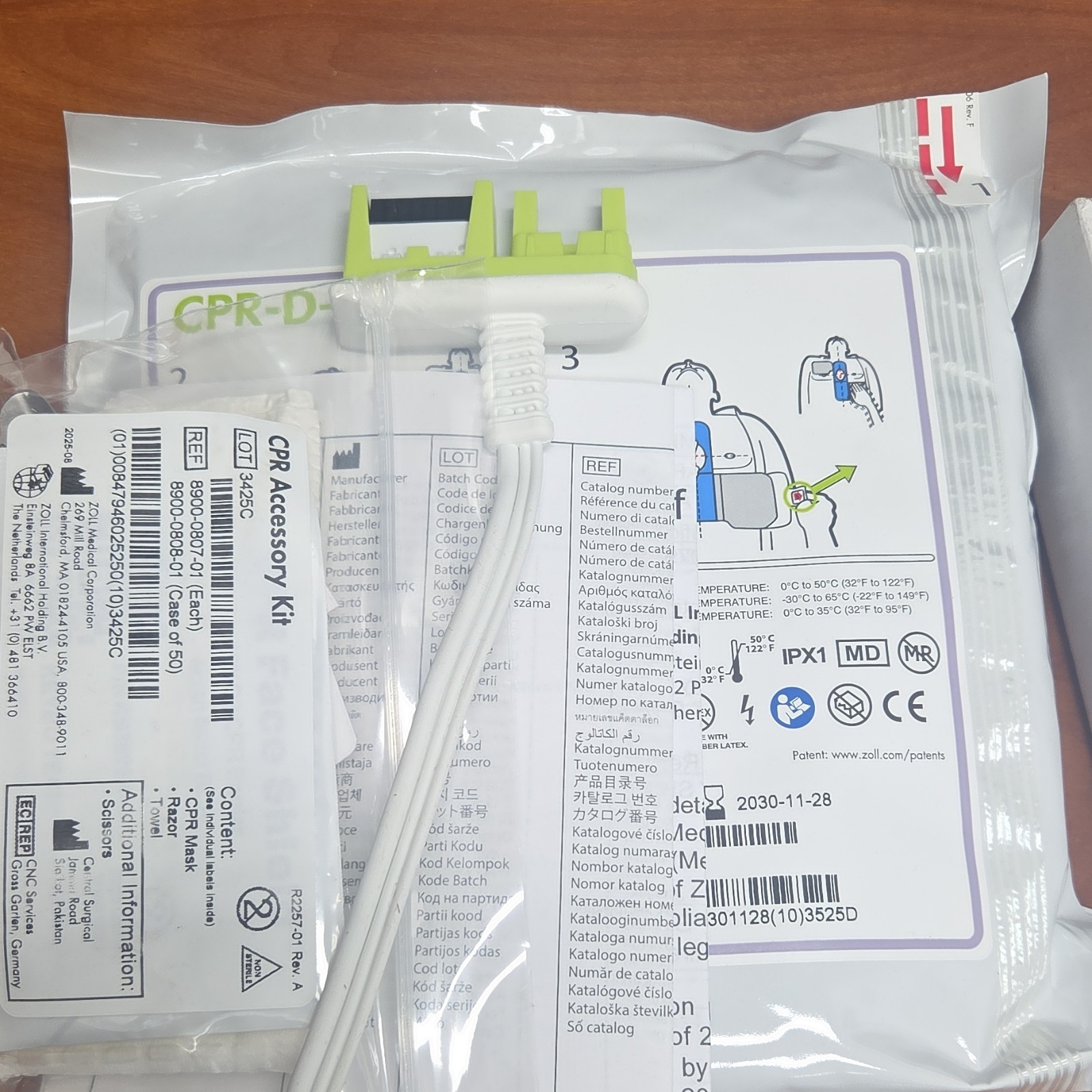 ZOLL CPR-D-padz Defibrillator CPR Feedback Electrode Pads 8900-0800-01