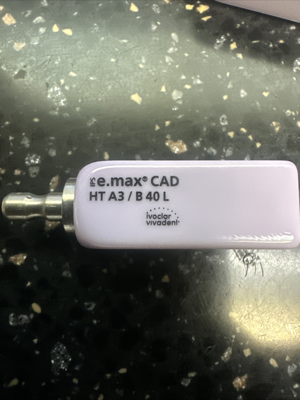 Cerec EMax HT A3 / B 40 Ivoclar. FOR One Block Bridge