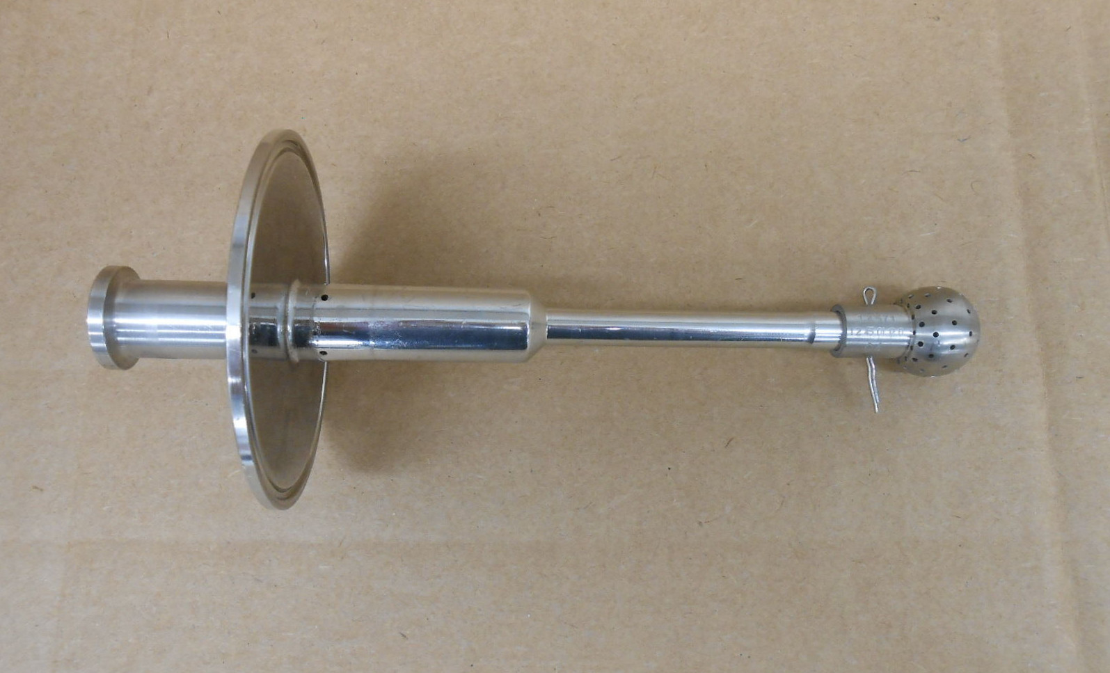 1″ HAKE X1-1 SPRAY BALL W/6″ SUPPLY LINE AND 1 ” SANITARY FITTING, BASE 3 1/2″