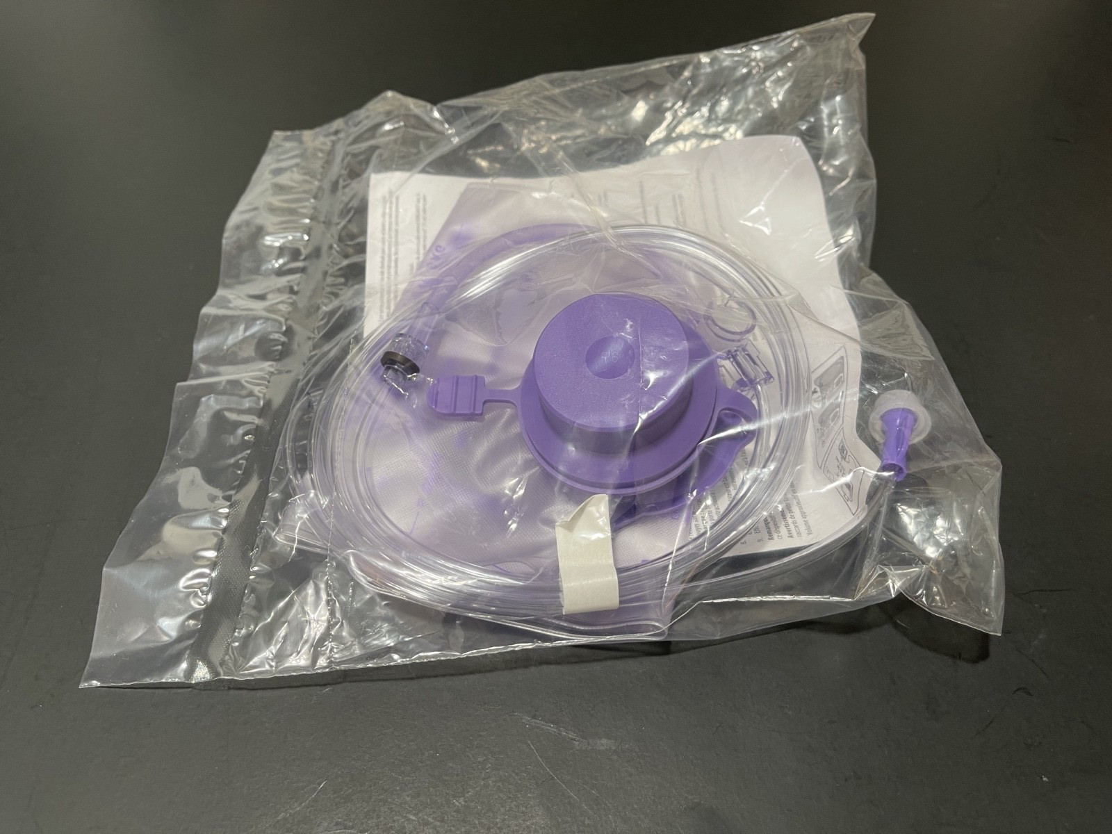 Kangaroo Joey Pump Set 1000ml Bag Anti Free Flow 763656/LOT of 28/Exp 05/10/2028