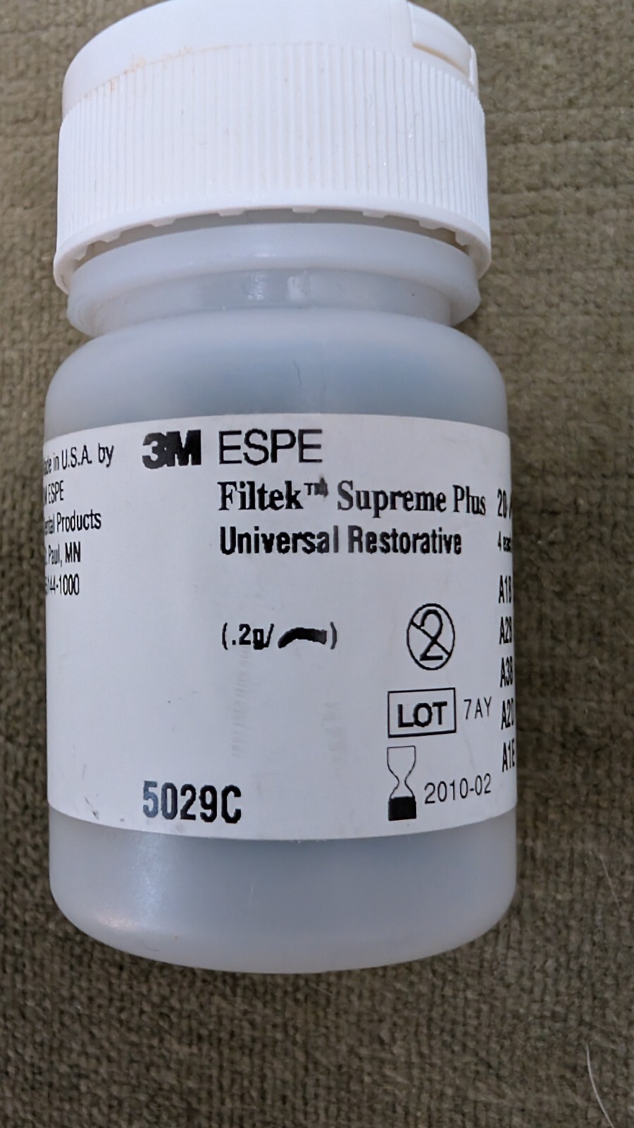 Lot of Dental Tips: Brush Micro Sani-Tip Gel Dispensing Disposable and more