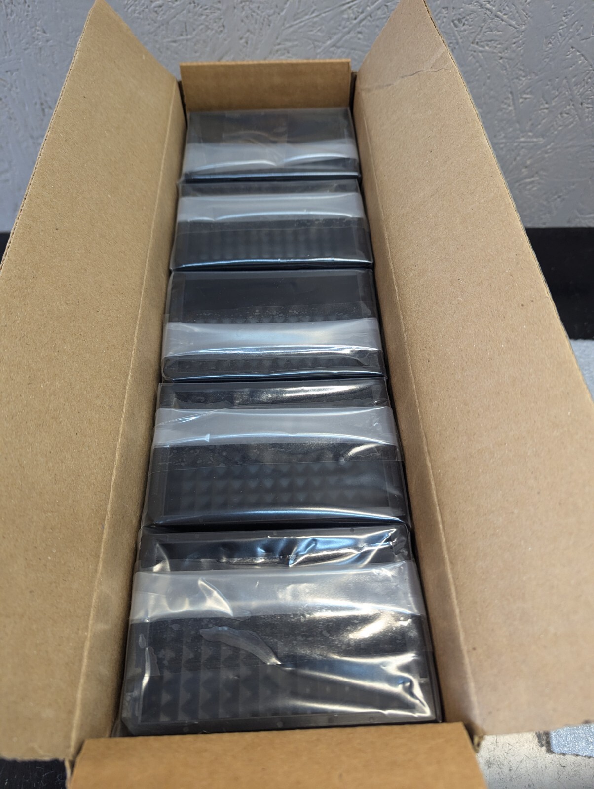 Agilent 201246-100 Reservoir 96 Well Plates Pyramid PP Black 25/Box