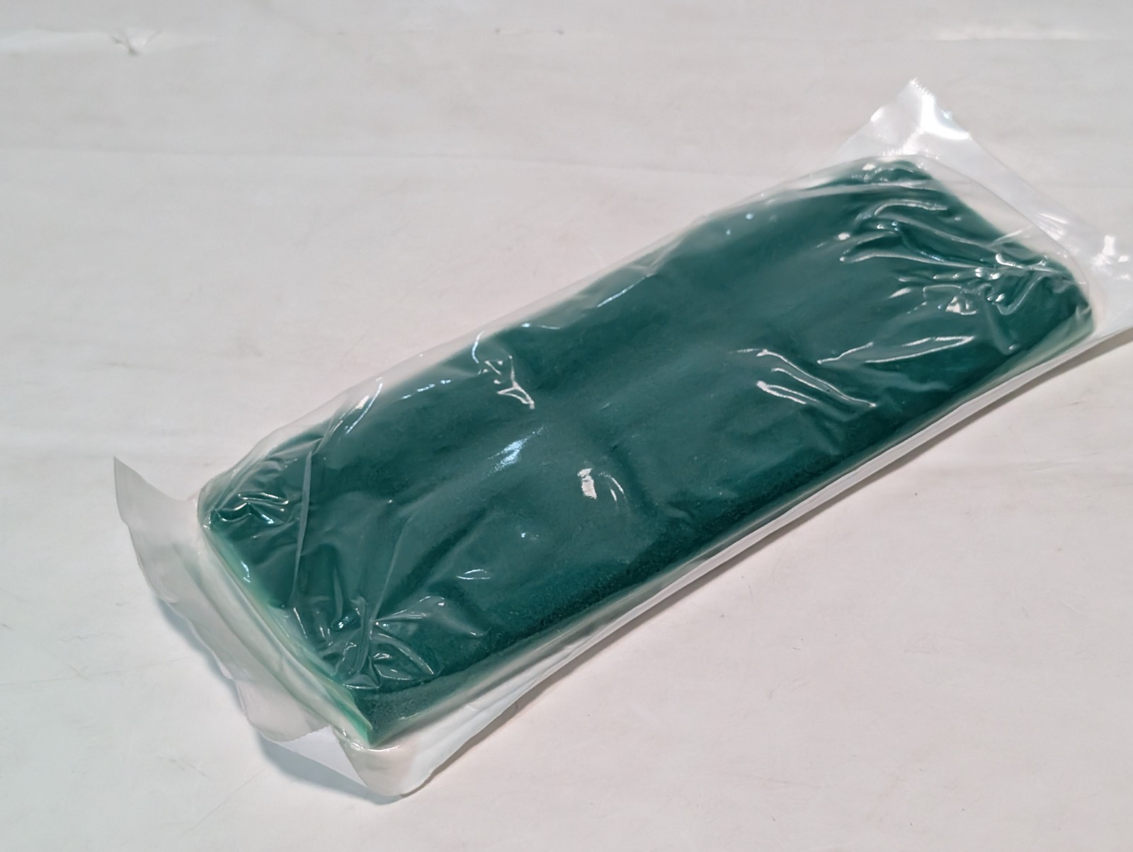 Lot of 39 Cardinal Health 200-16B Magnetic Instrument Pad 10×16 Medium Sterile