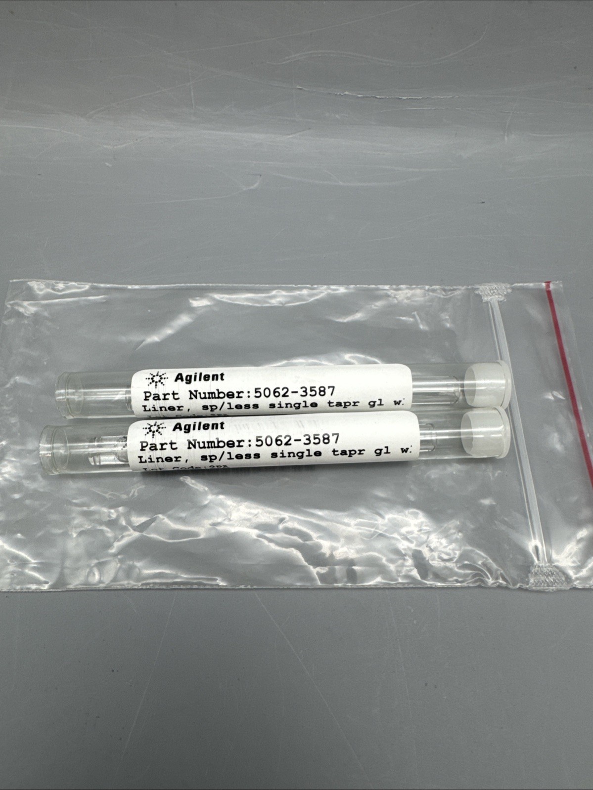 Lot of 2 AGILENT Splitless 4mm Single Taper Injection Port Liner 5062-3587