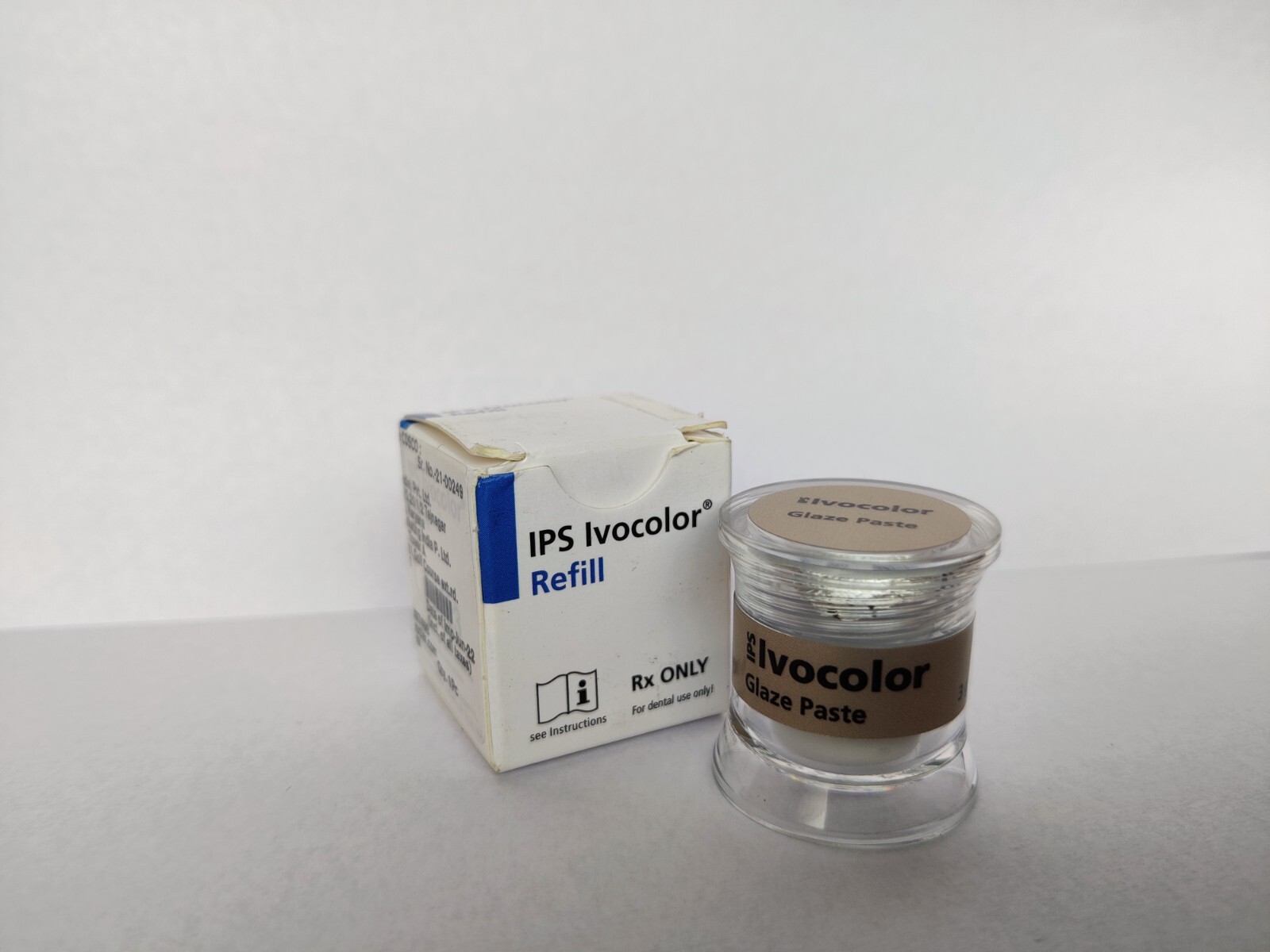 Ivoclar Vivadent IPS Ivocolor Glaze Paste Premium Quality II 3gm Free Ship