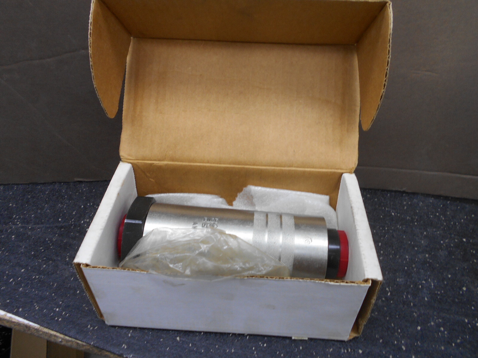 PARKER AVF-116-S28 1″ HYDRAULIC CHECK VALVE
