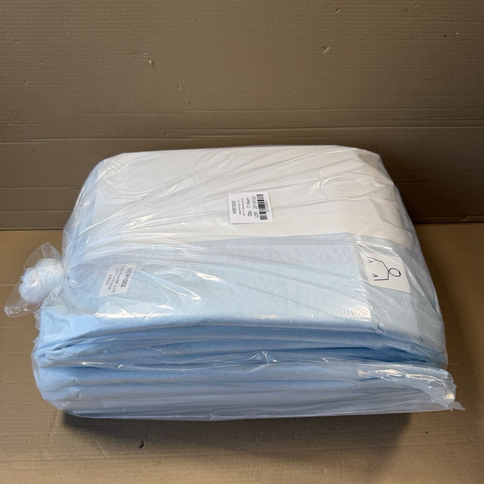 22 Merit Medical MER1002 Fluoro Drapes 80×110 Incise 2 Pouches Non-Sterile