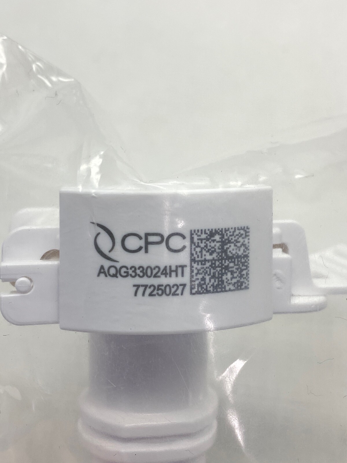 (4) CPC AseptiQuik G Connector Body 1-1/2” PC Non-Valved Genderless AQG33024HT