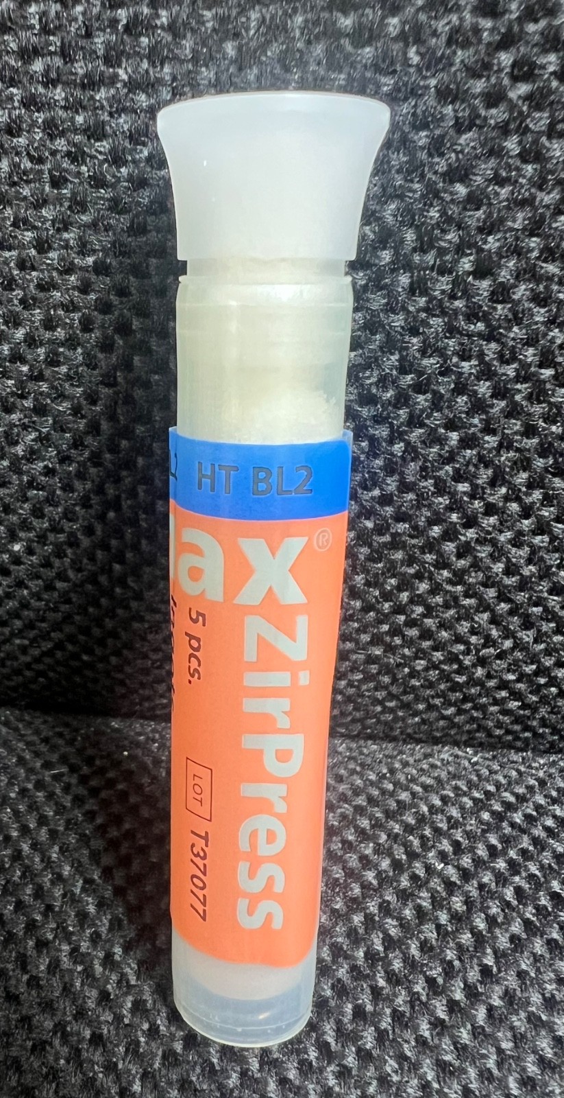 Emax Zirpress HT BL2 5 pieces Ingots Ivoclar free S/H