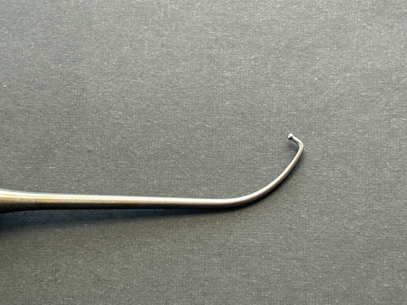 Aesculap MB982R Frontal Ostium Seeker Probe, Double Ended 8-1/4″