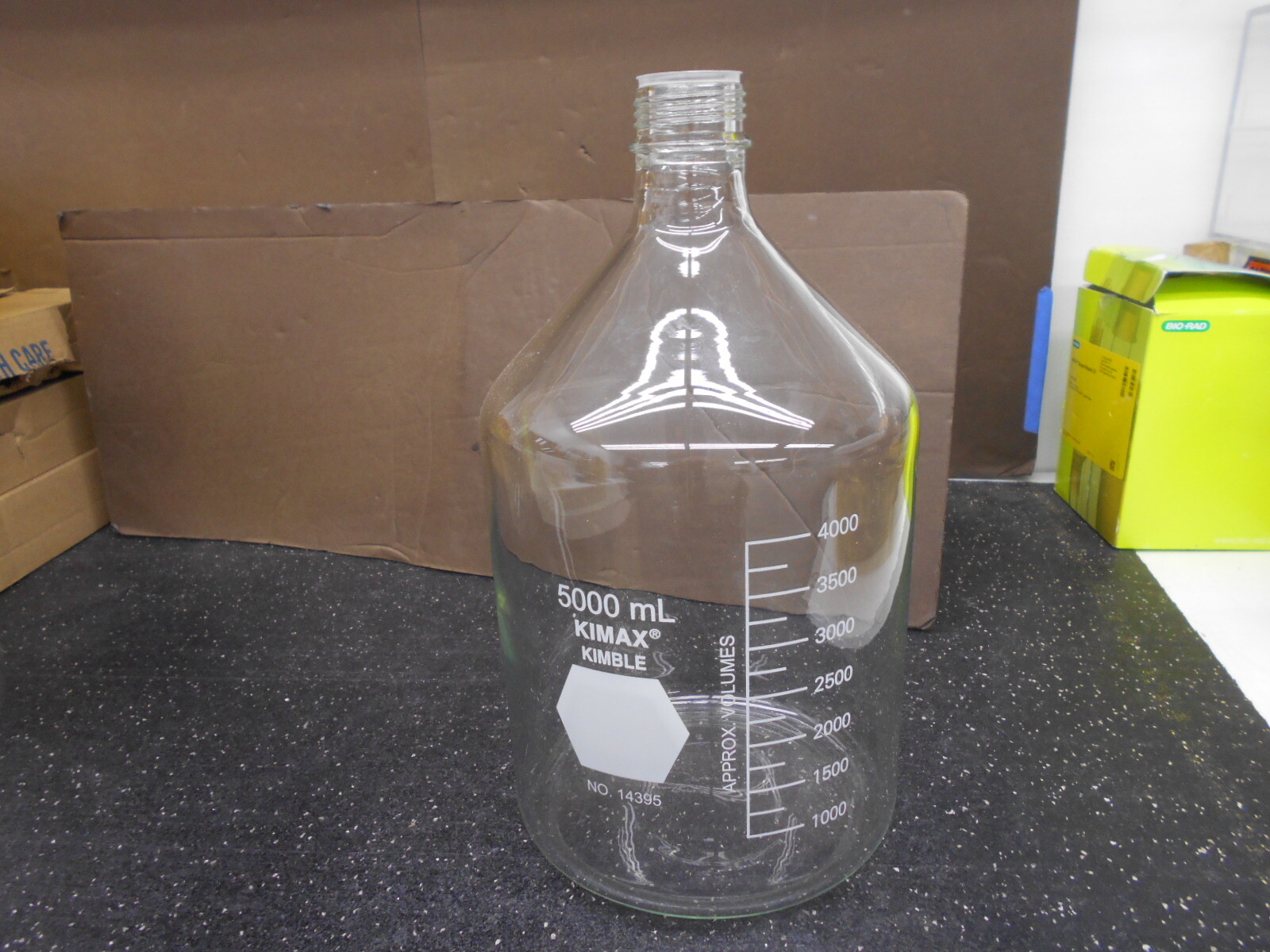 KIMBLE KIMAX 14395 5000mL MEDIA STORAGE BOTTLE W/ POURING RING