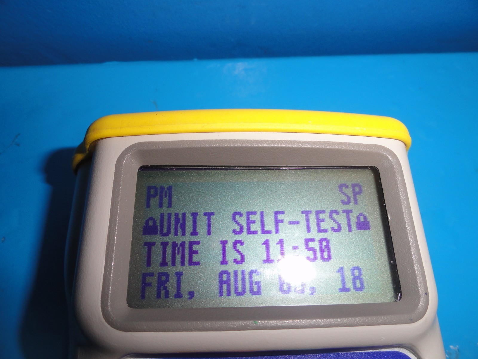 2010 HOSPIRA Gemstar INFUSION PUMP, Yellow Cap ~15678