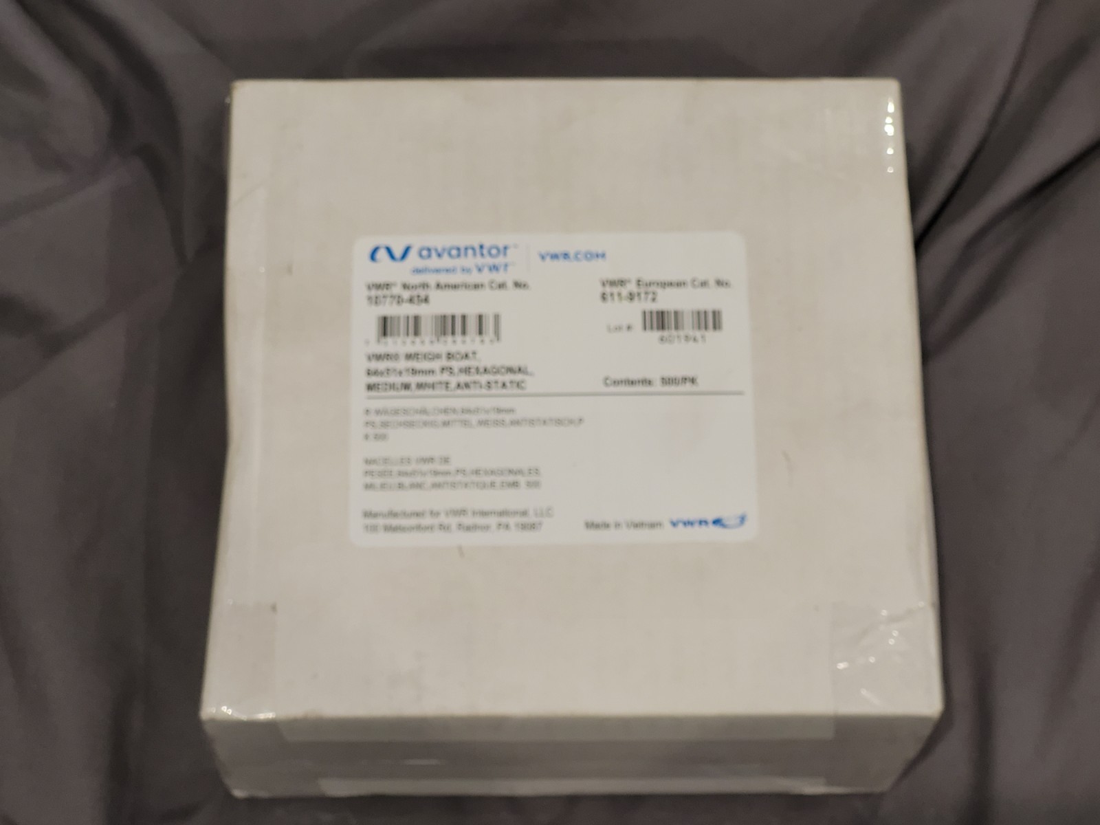 BOX OF 500 AVANTOR VWR 10770-454 MEDIUM WEIGH BOATS HEXAGONAL 64X51X19MM