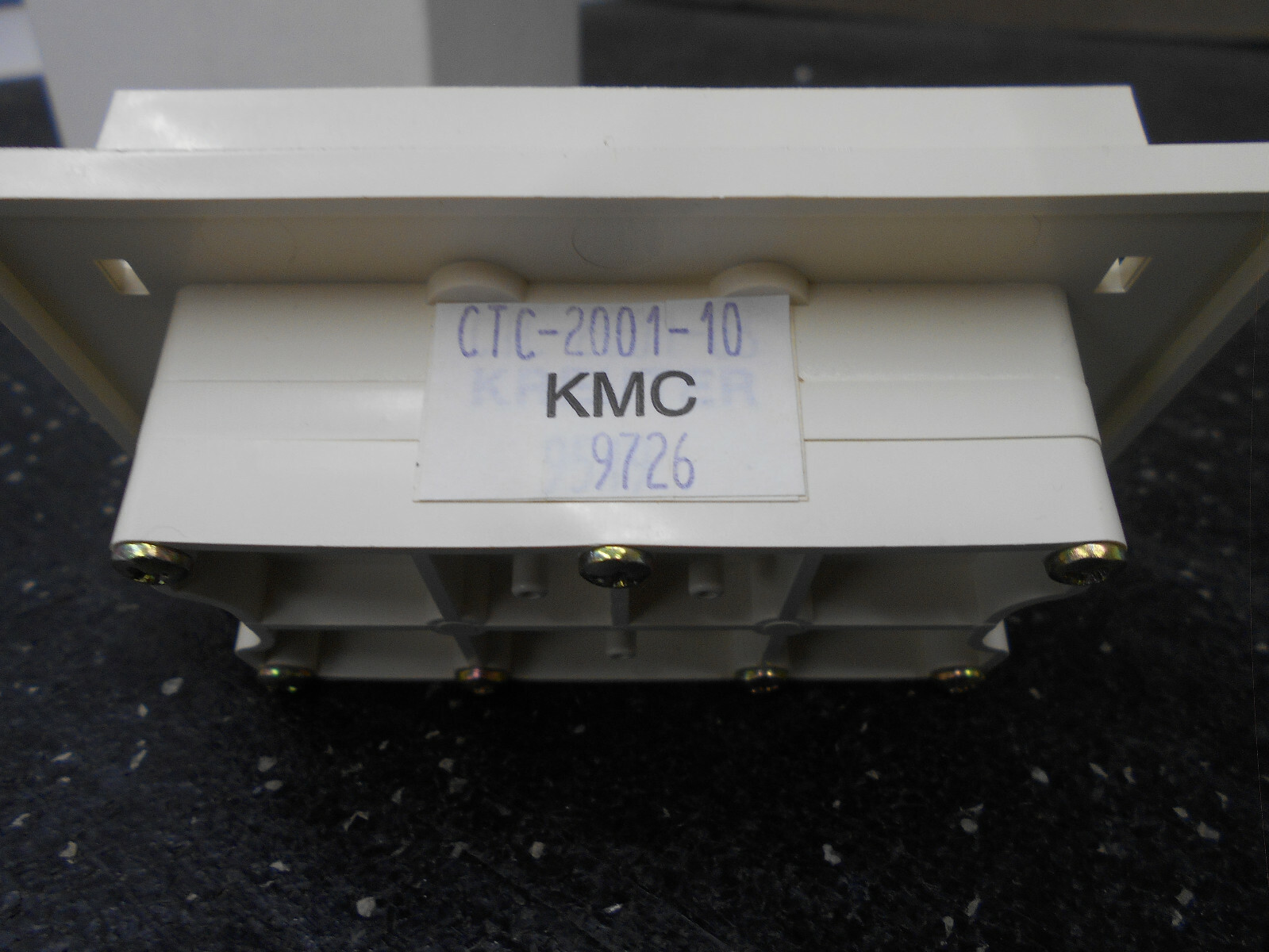 KMC CONTROLS CTC-2001-10 THERMOSTAT CONTROLLER