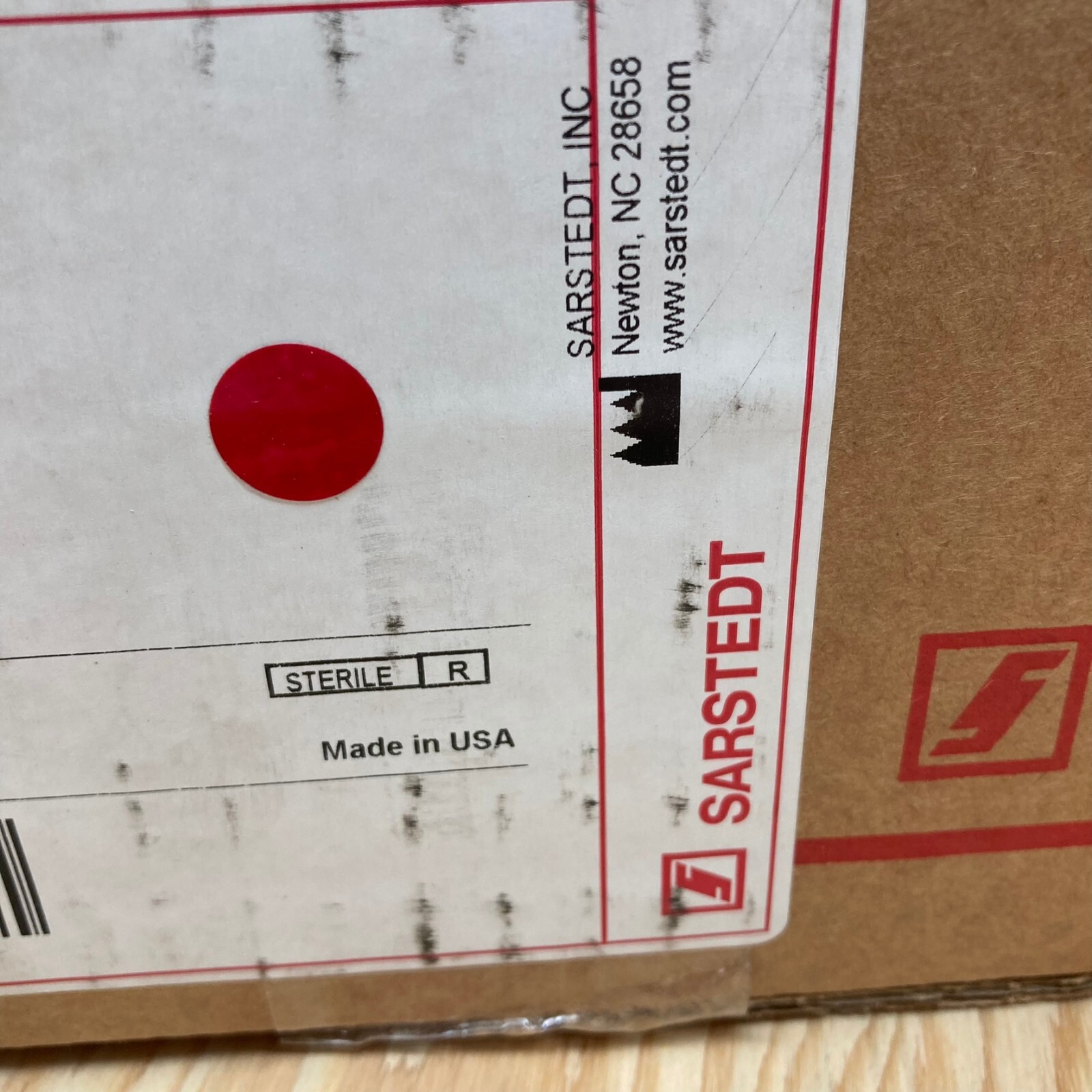 New 100 Sarstedt Cell Scraper – 83.3951 – Exp 12/2027