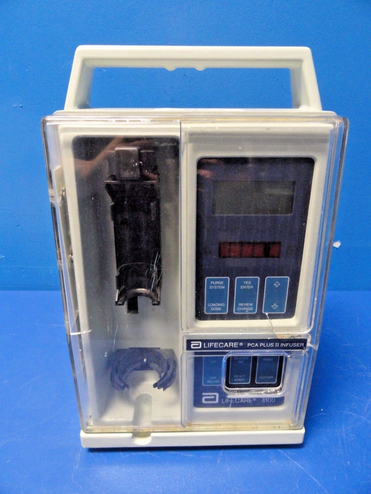 Abbott Lifecare 4100 PCA Plus II Pump W/ Pole Clamp & Bolus Cable, No Key ~14361