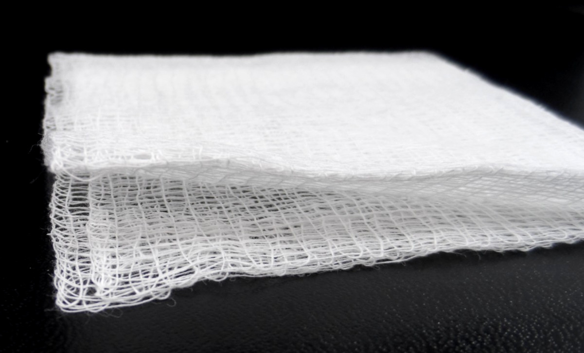 Dukal Gauze Pads 4″ x 4″ Sterile 12 ply ~ 25 Packs per Box ~ 1 Per Pack 1414-25