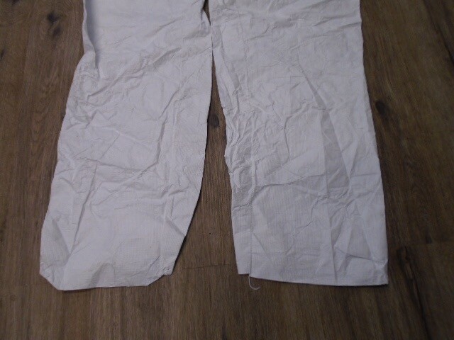 LAKELAND ABANDA Size Large White Coveralls Open Ankle Sleeves 1412L 18/Pcs