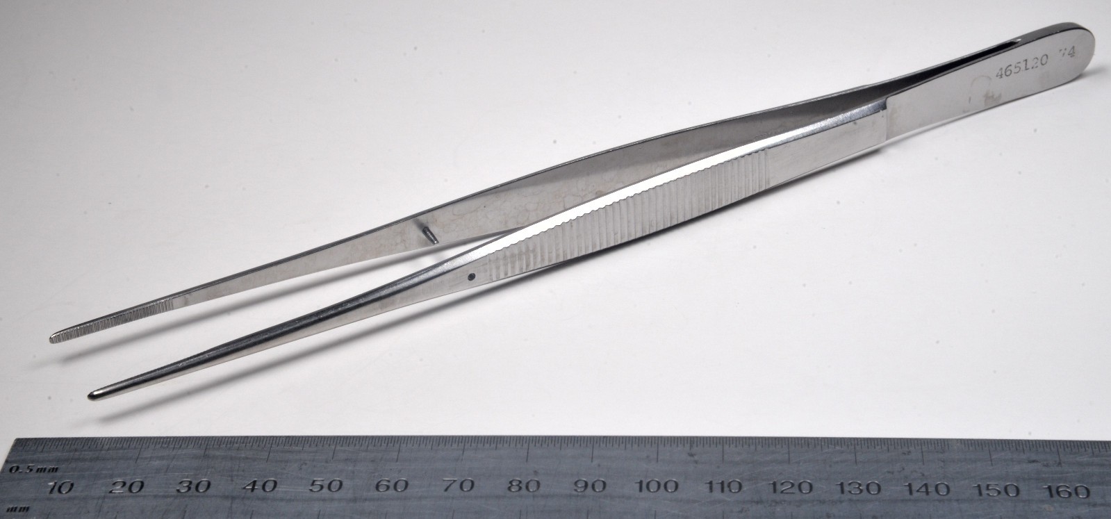 Weck #465120 Thumb Dressing Forceps 8″ Surgical Stainless Steel Serrated Tips