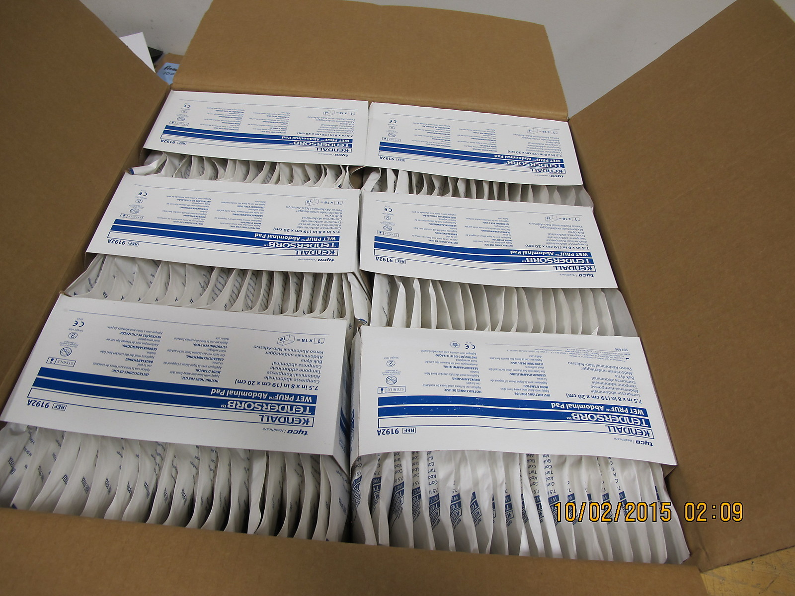 Case of 216 Tendersorb Wet-Pruf Abdominal Pad) 7 ½” x 8, Sterile Covidien 9192A