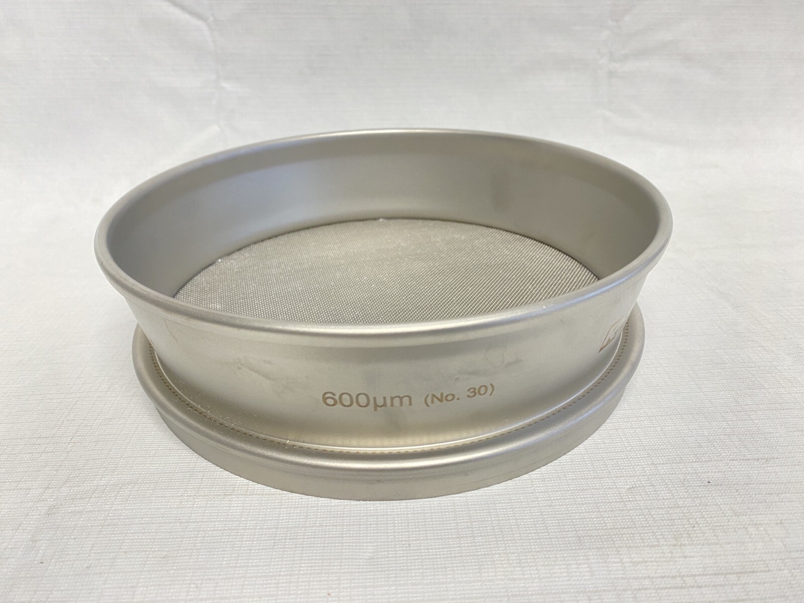 RETSCH 8”D Stainless Steel No. 30 Full Height Test Sieve 600um & Collecting Pan