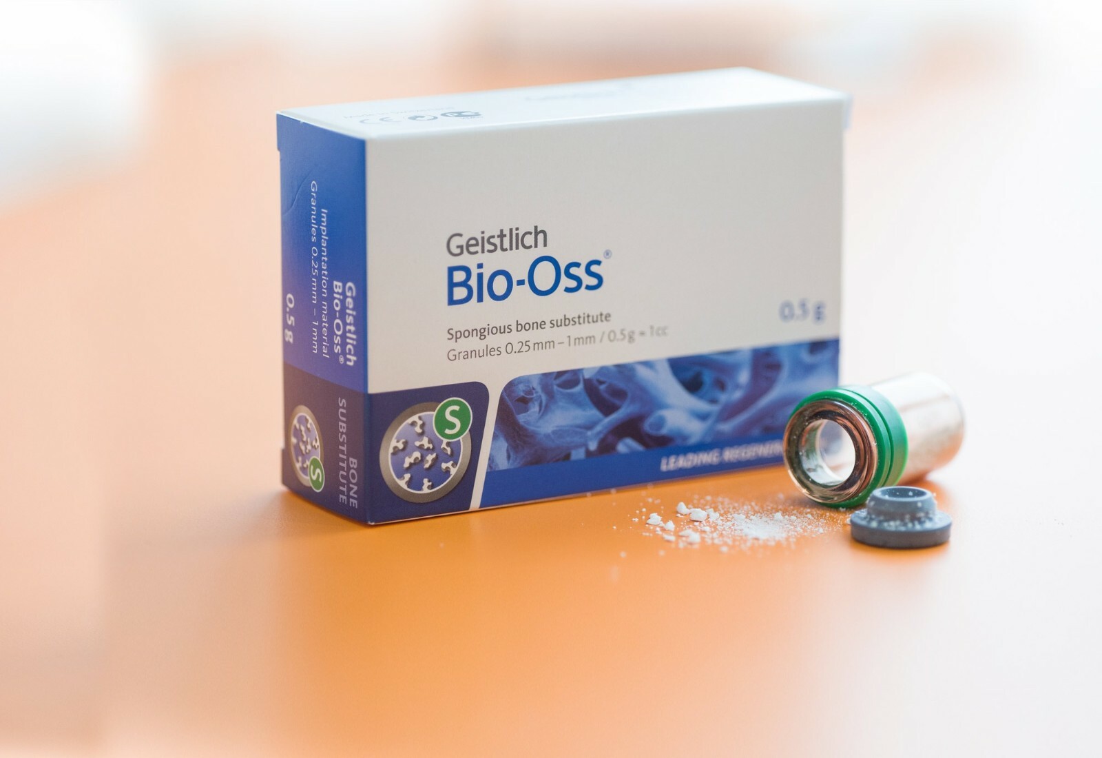 Geistlich Bio-Oss Small Granules 1 mm-2 mm/0.5g=1.5cc Collagen Graft Material