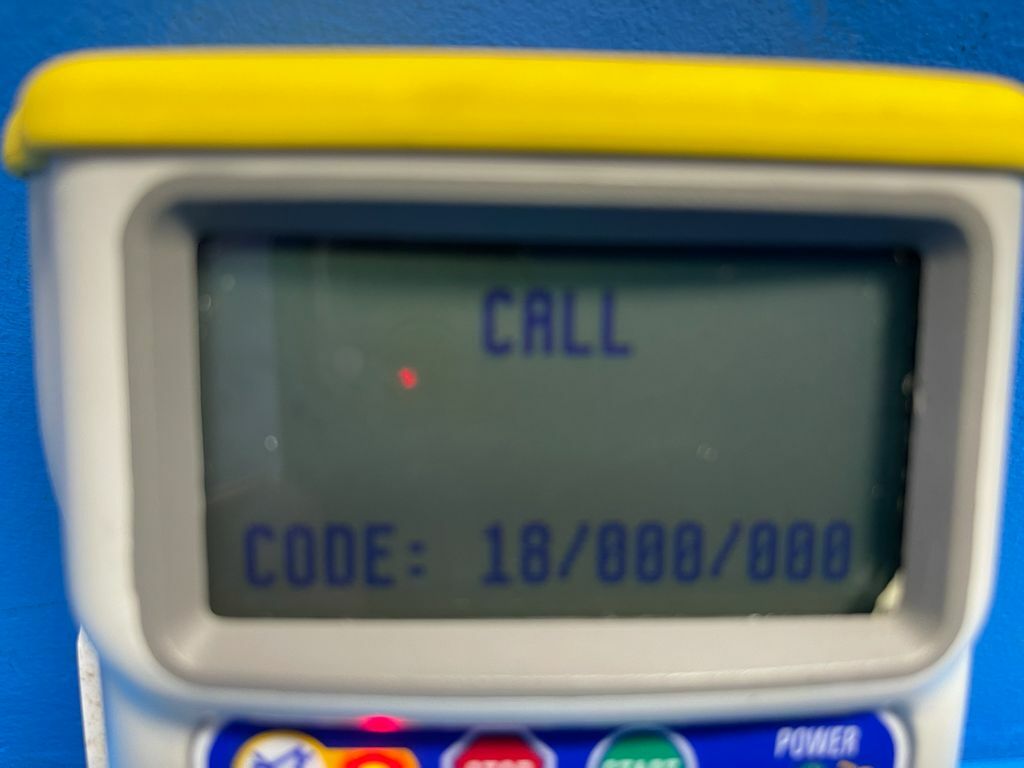 2010 HOSPIRA Gemstar INFUSION PUMP, Yellow Cap ~15678
