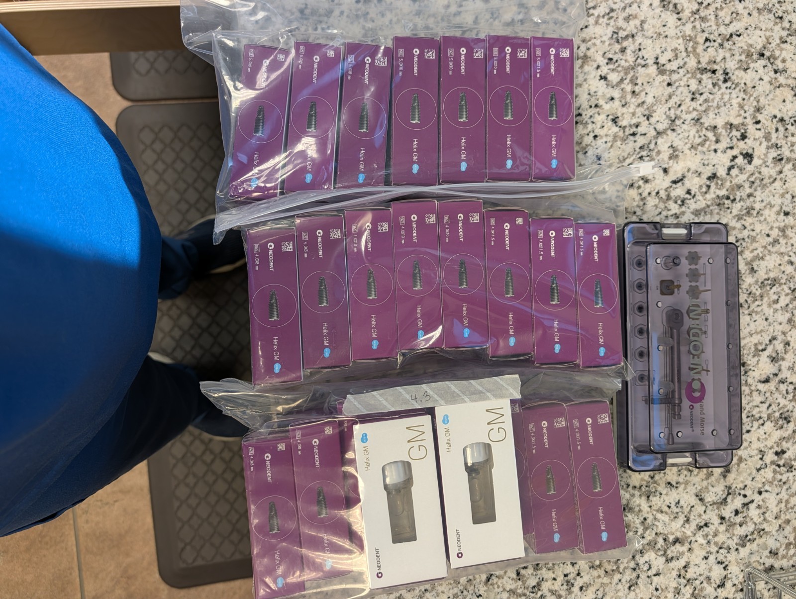 Neodent Helix GM Acqua Implants, 25 Total, Exp 2030