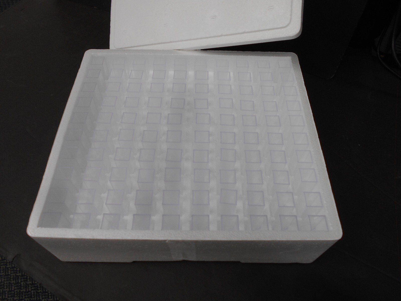 Fisher Brand Style No 14955127 Disposable Plastic Cuvette QTY : 100pcs
