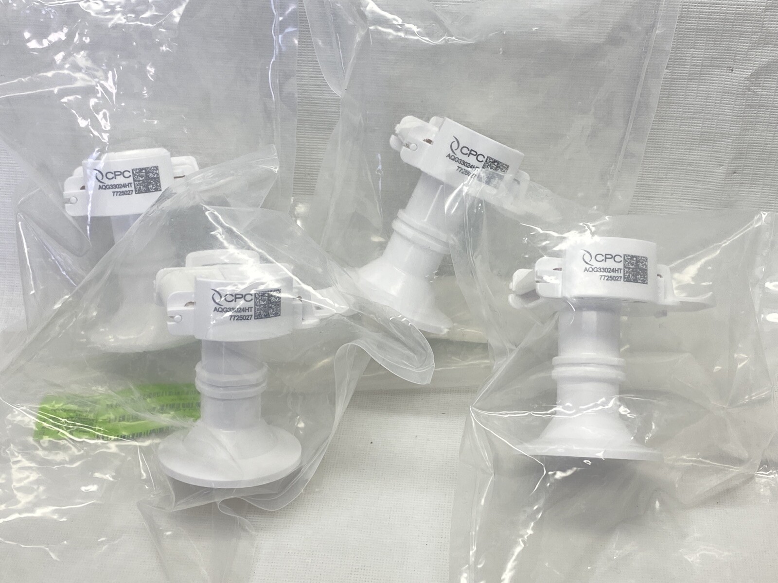 (4) CPC AseptiQuik G Connector Body 1-1/2” PC Non-Valved Genderless AQG33024HT