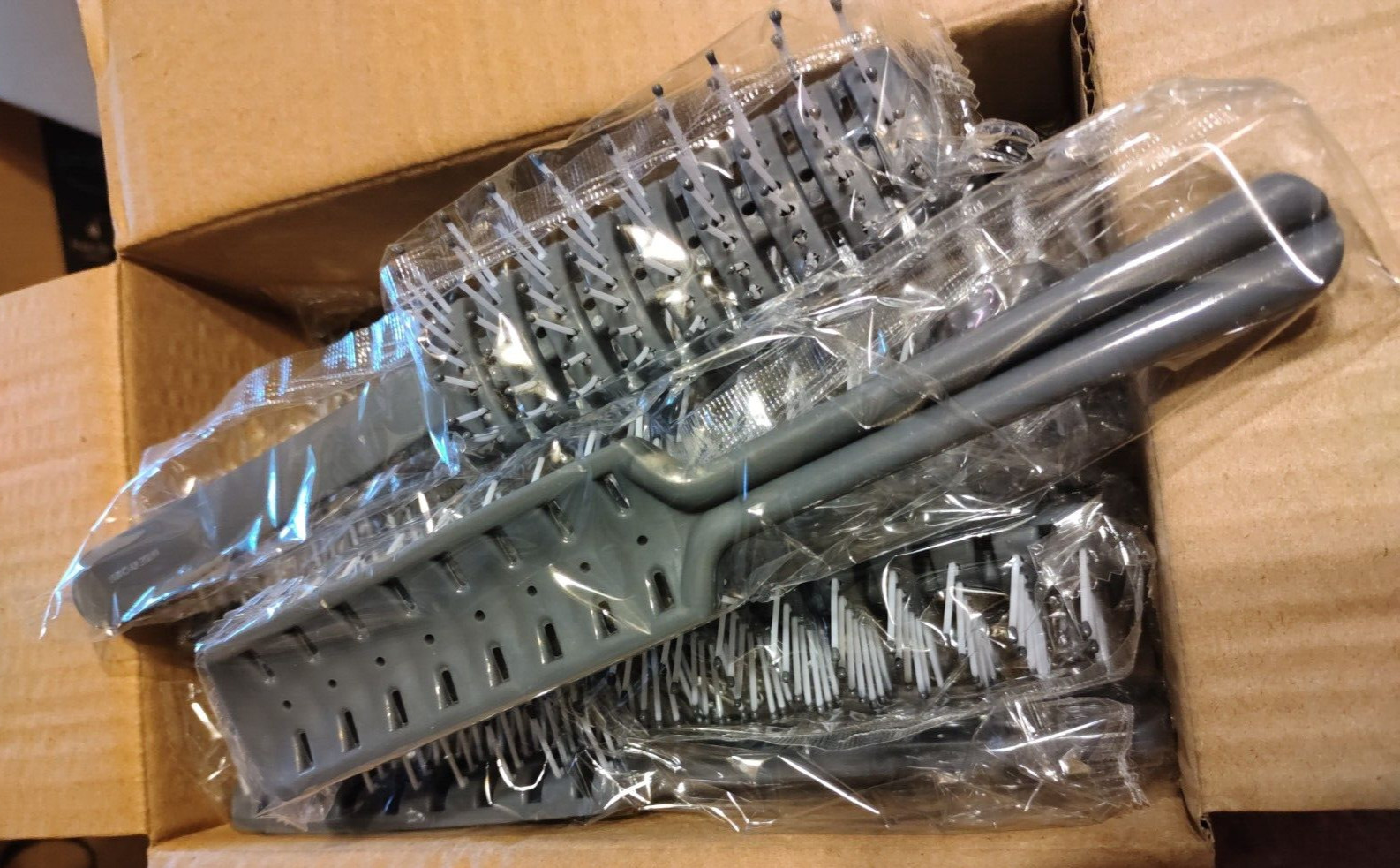 (12-pk) DUKAL Corp HB02 DawnMist Hairbrush Vented with Plastic Bristles 8 inches