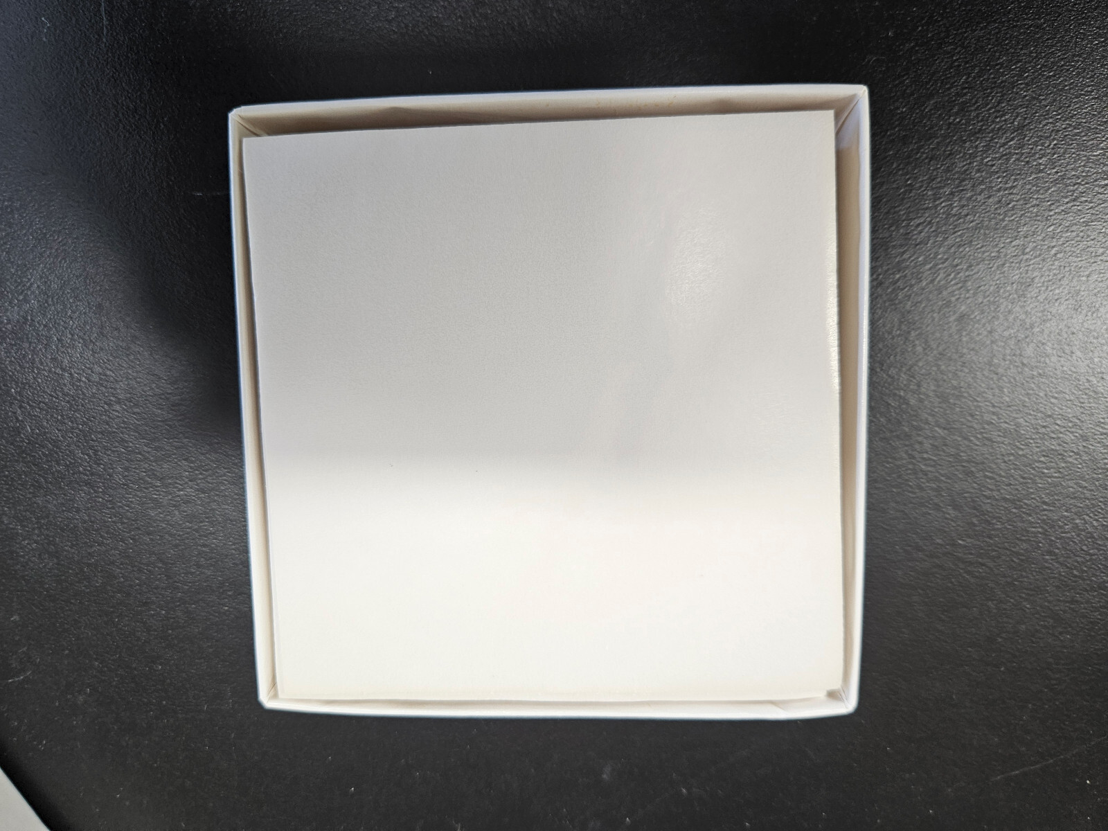 VWR 4″x4″ Weighing Paper 12578-165 Pack of 500 NEW