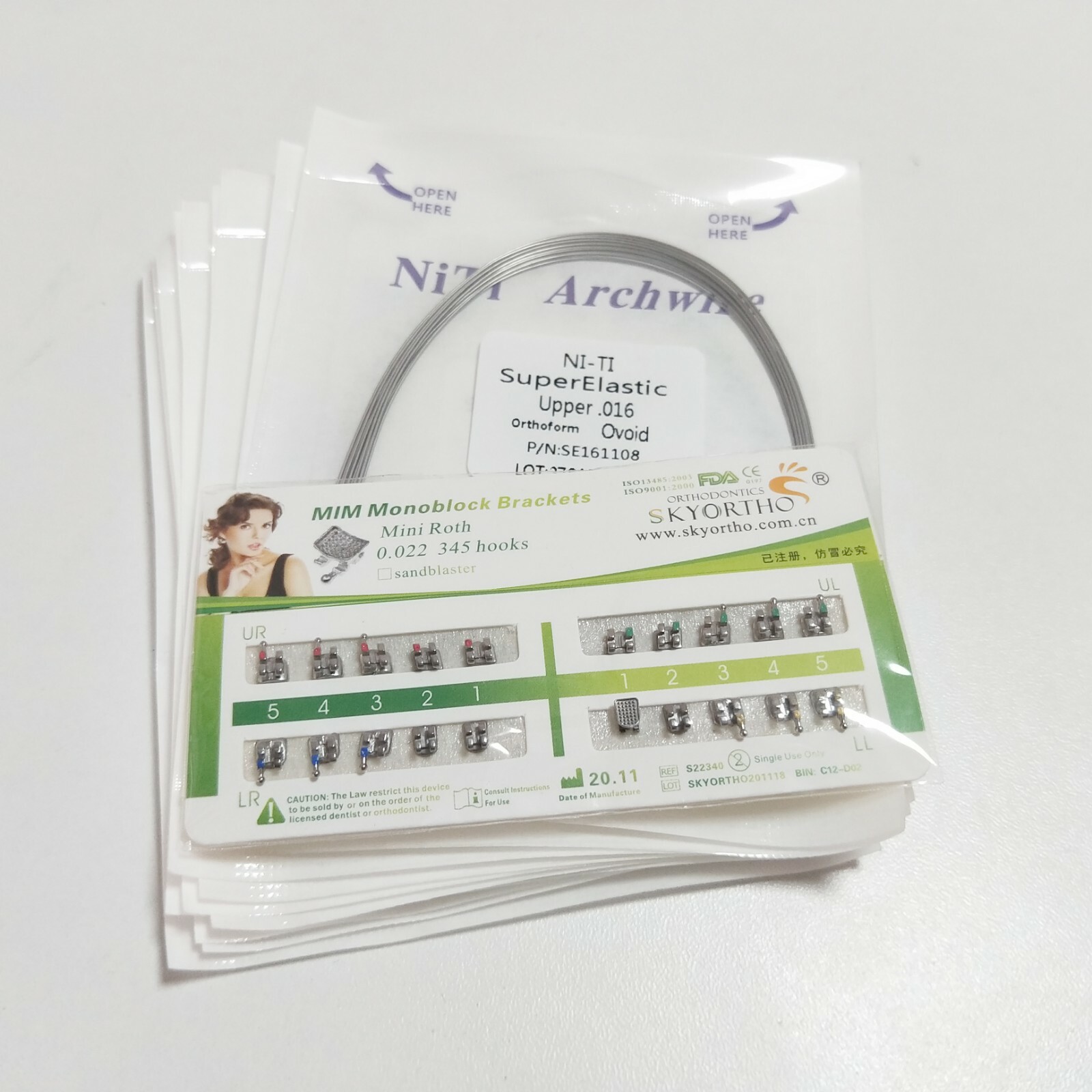100 Pcs Dental Round Arch Wire & 20 Pcs Metal Bracket MIni Roth 022 345 Hooks